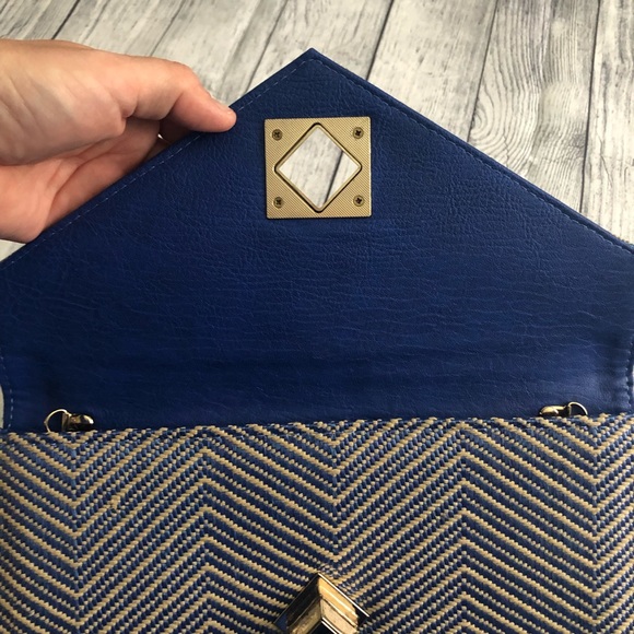 Urban Expressions clutch - Picture 5 of 7